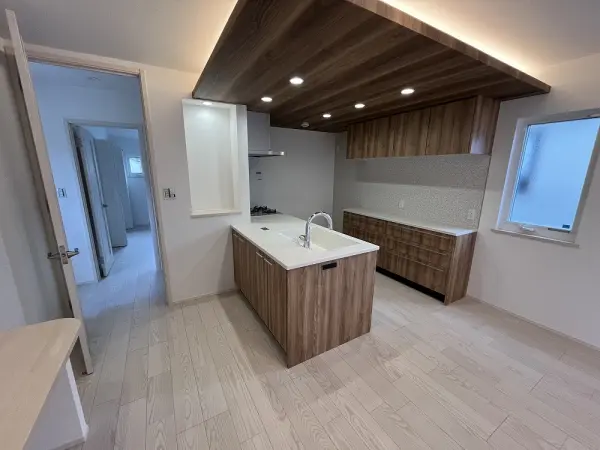 宝塚市中洲２丁目　戸建