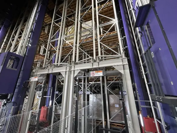 名古屋市港区正徳町　倉庫