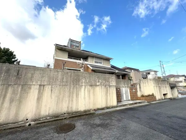 北葛城郡広陵町馬見北1丁目