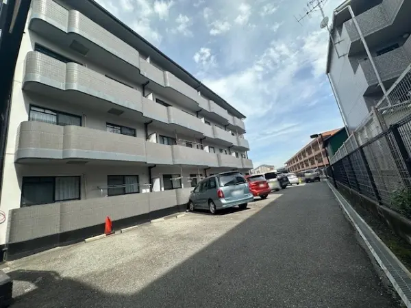 メゾンファミーユ