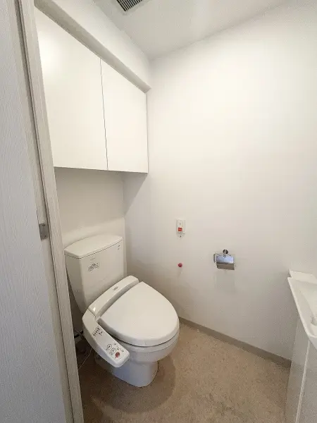 ディーグラフォート大阪N.Y.タワーHIGOBASHI