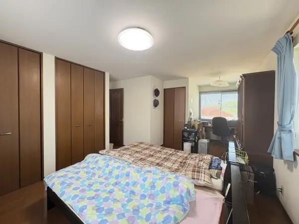 秦野市曽屋