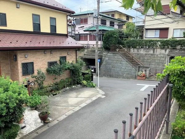 厚木市毛利台