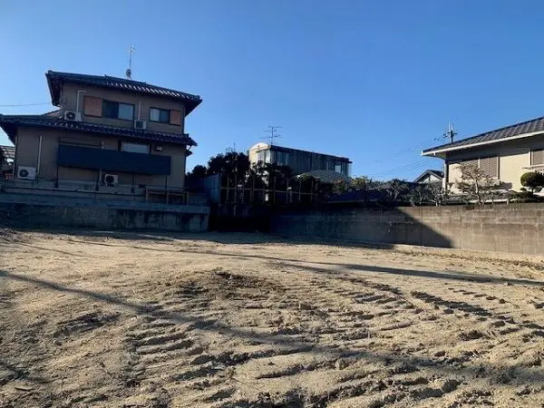 奈良市登美ヶ丘３丁目