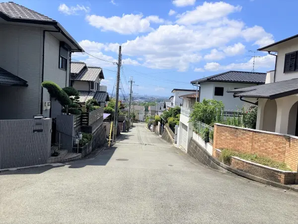 川西市萩原台東2丁目