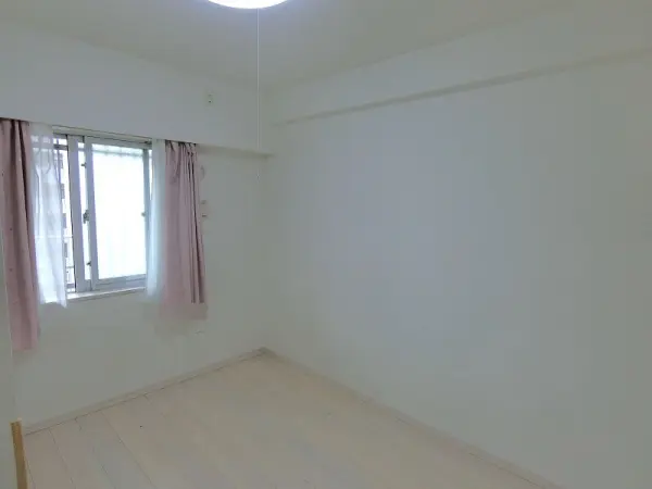 DグラフォートレイクタウンE館