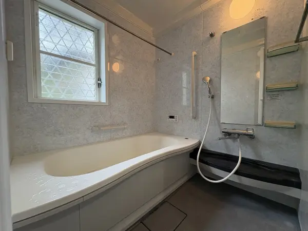 箕面市瀬川一丁目