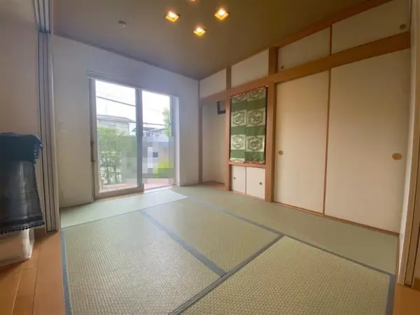 三木市緑が丘町東三丁目