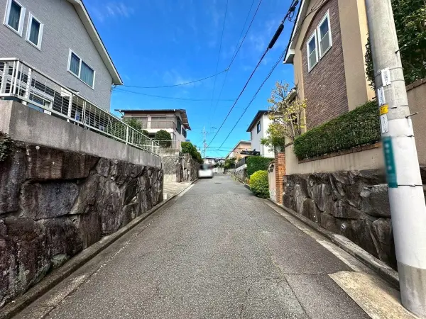 川西市鴬台２丁目　土地