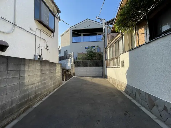 私道になります。