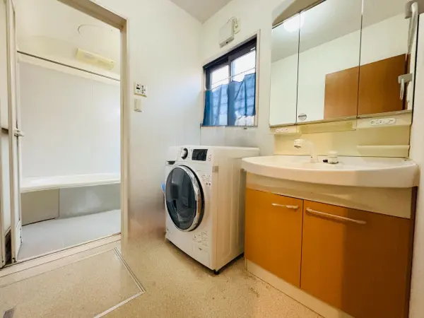 1階洗面所です。