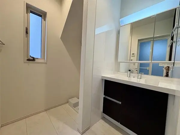 横浜市港北区下田町３丁目