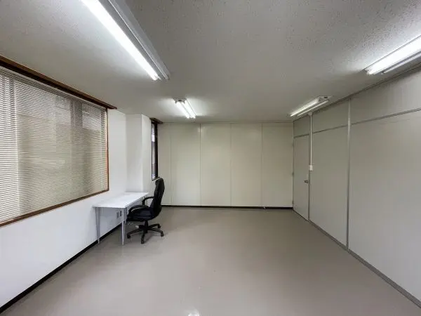 吉本ビル（桜井市粟殿）