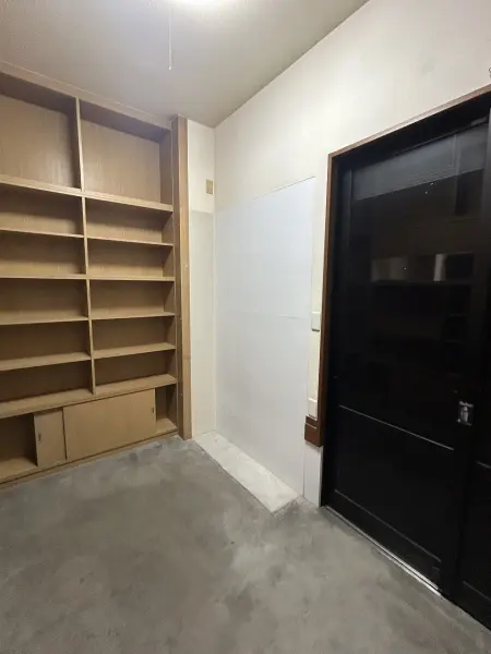 堺市西区浜寺石津町西丁１８番２１号