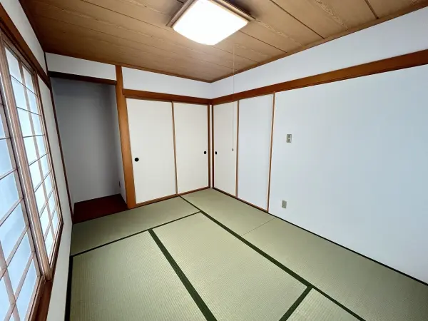 箕面市小野原西三丁目