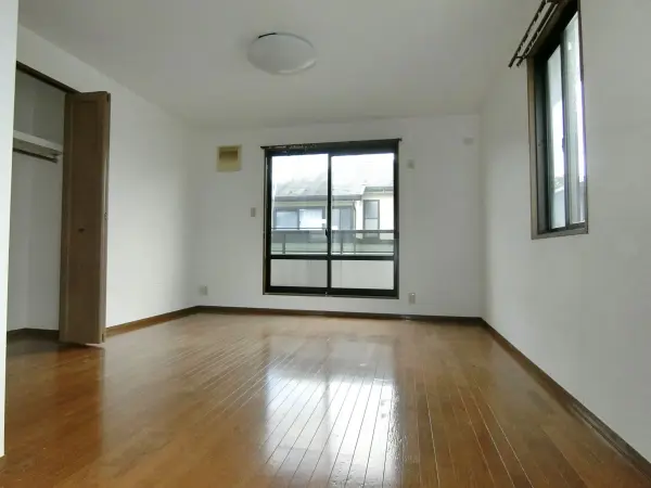 泉区住吉台西2丁目戸建