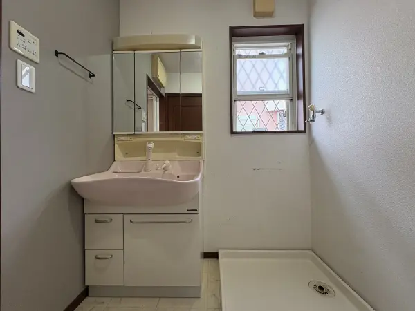 箕面市瀬川一丁目