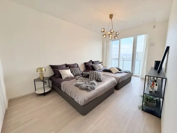 ルネッサなんばタワー