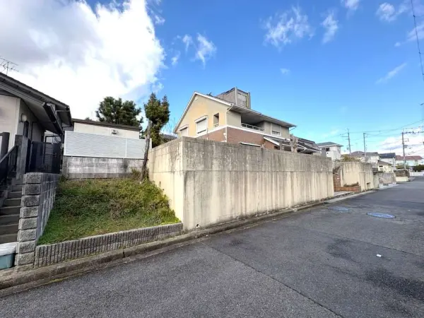 北葛城郡広陵町馬見北1丁目