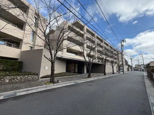 ローレルスクエア八事