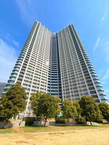 スカイズ　タワー＆ガーデン