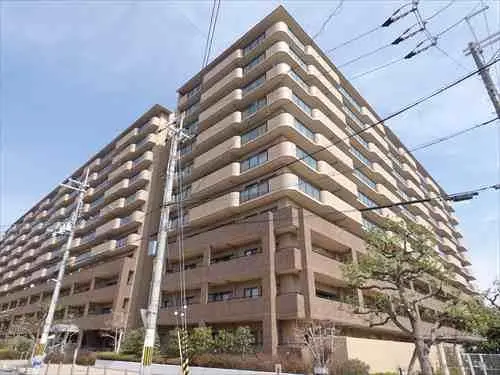 ファミールガーデン二条駅前西棟