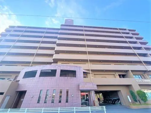 ミツイロイヤル大里駅前