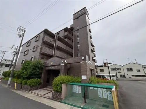 レインボー新富町