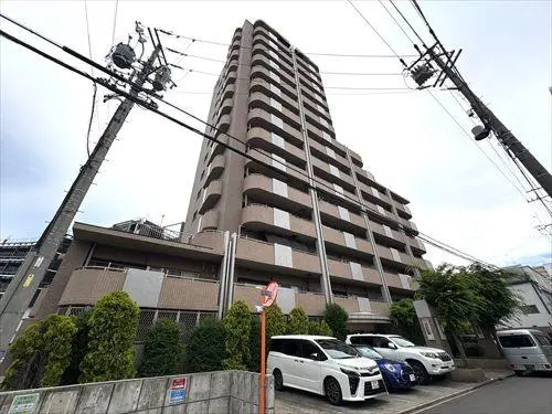 ラドーニ則武天空の館