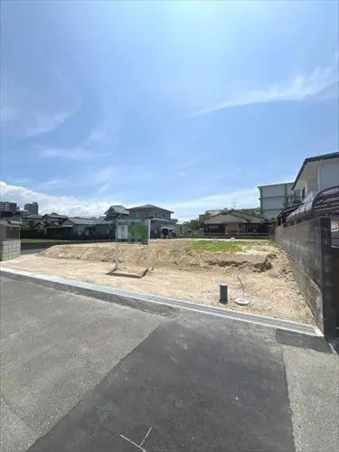現地