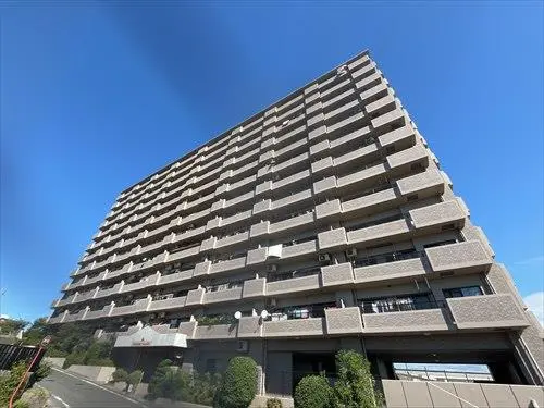 アピエス共和・イーストヒルズ