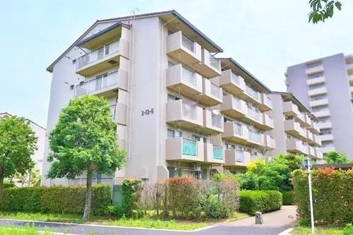 グリーンメゾン鶴牧－３