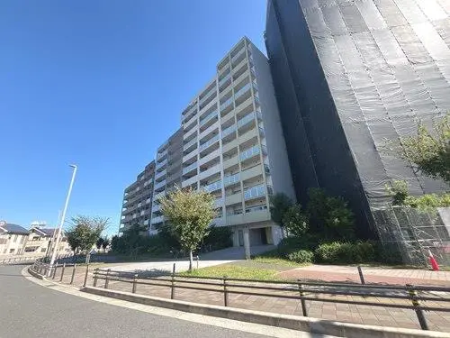 ビッグカーサ堺しらさぎ駅前