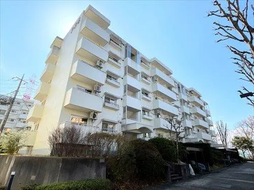 あざみ野団地第３－３－６号棟