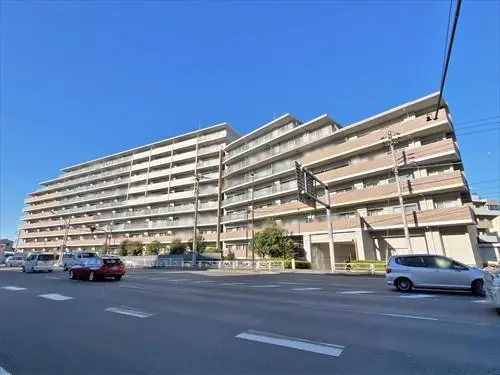 シャリエ久米川アクアマークス