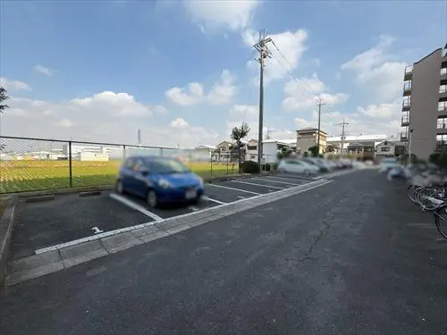 ローレルハイツ東天美