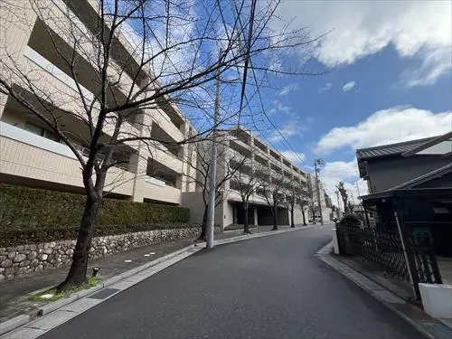 ローレルスクエア八事