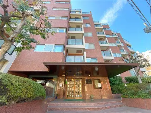 マンション白金台