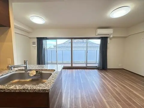 ヴィークコート一社