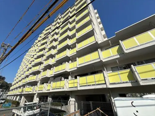 磯子センチュリー