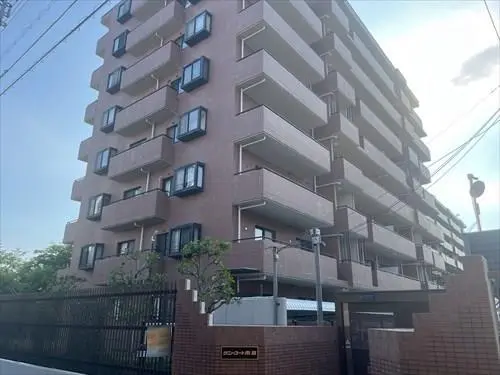 サニーコート市川