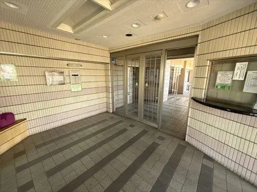 ライオンズマンション港西