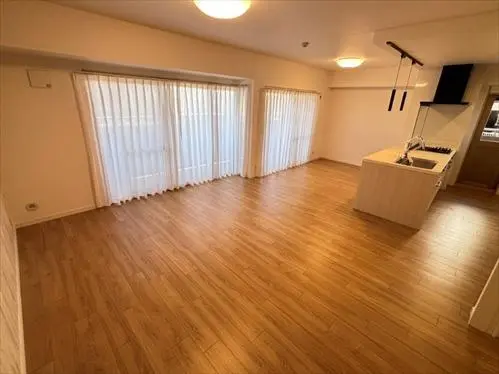 ラドーニ則武天空の館