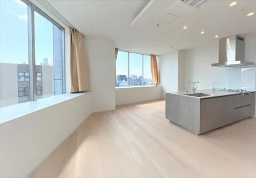 ザ・パークハウスグラン三番町２６