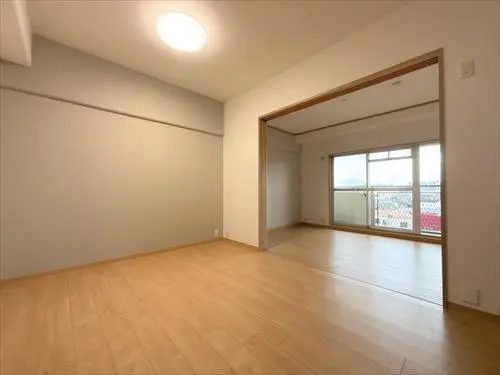 千舟リバーサイドヴィラＡ棟