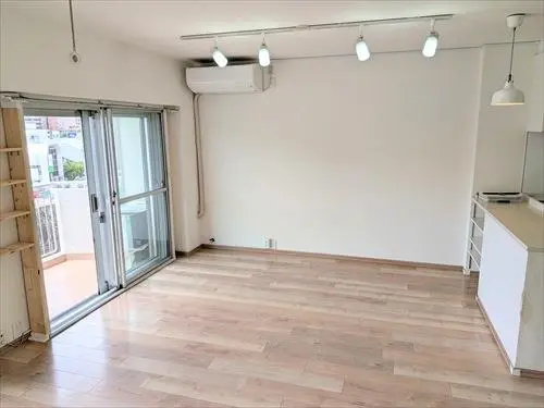 ドルフ青葉台