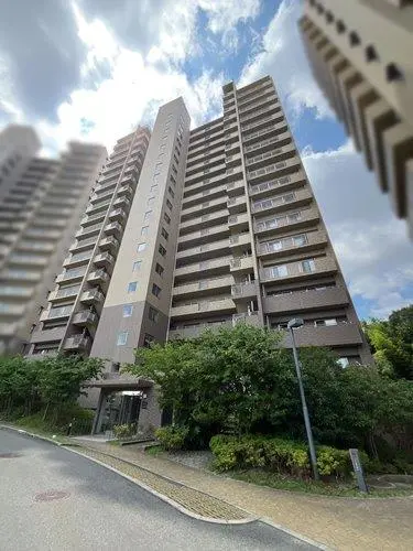 新千里桜ヶ丘メゾンシティ弐番館