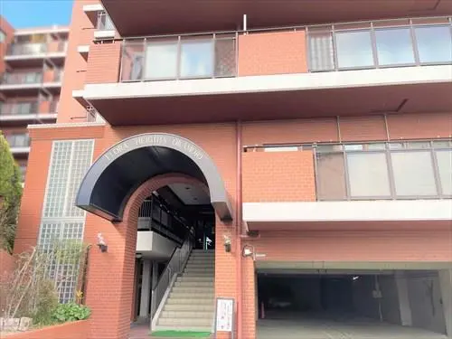 フローラハイツ岡本