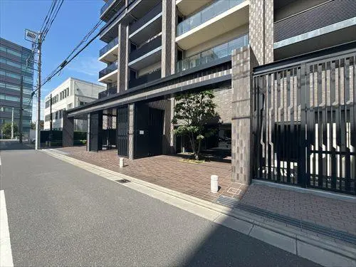 レーベン浦和常盤　ＴＨＥ　ＴＯＷＥＲ