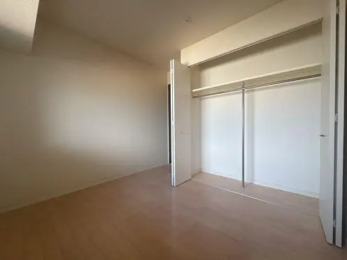 ヒューマインド和白丘クロスコート